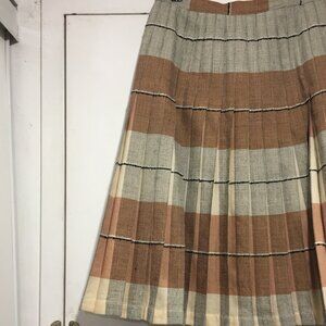 VINTAGE HIGHLAND QUEEN REVERSIBLE PLAID PLEATED SKIRTS SIZE 14